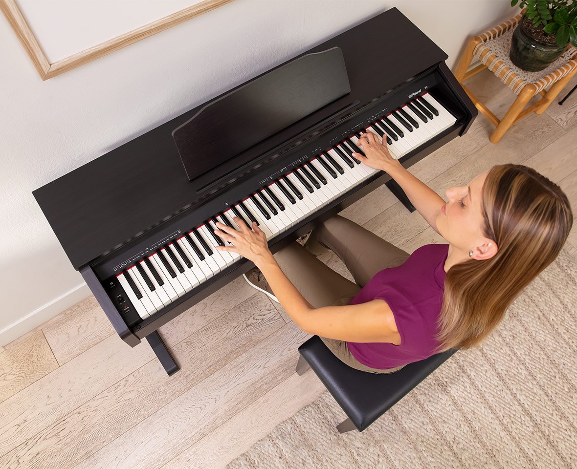 Đàn Piano Kỹ Thuật Số Roland RP30 2 Đàn Piano Kỹ Thuật Số Roland RP30