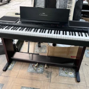 Yamaha CVP5